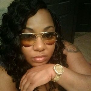 Meet your Posher, Tracy